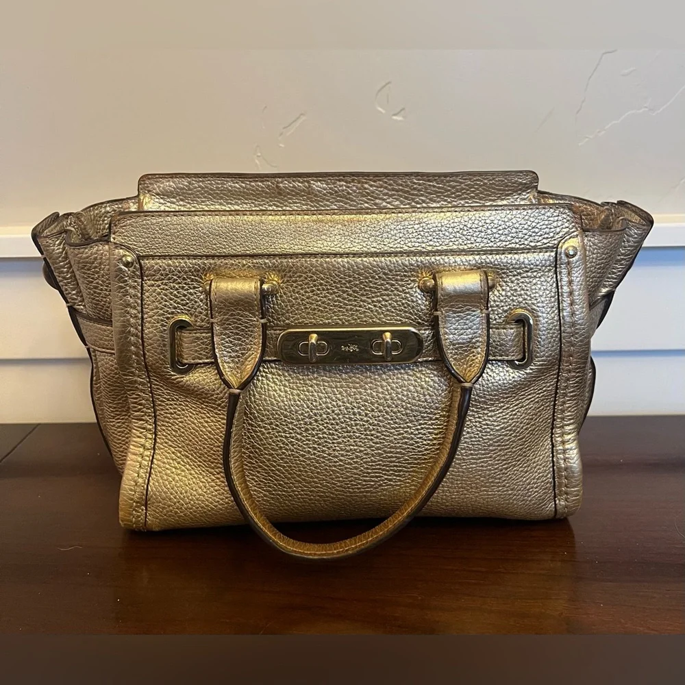 Sold - Picture 4 of 15